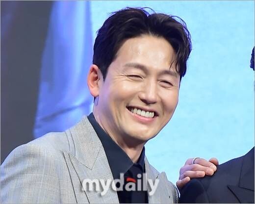 '47세' 이정진, 10살 연하女와 결별…