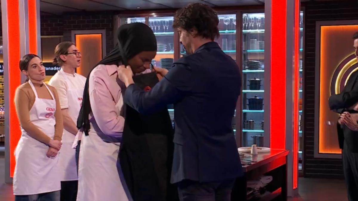Jordi Cruz frena en seco a una concursante de 'MasterChef' por negarse a cocinar  cerdo: "No puede ser"