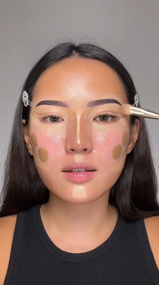 Dewy skin look that suits any style