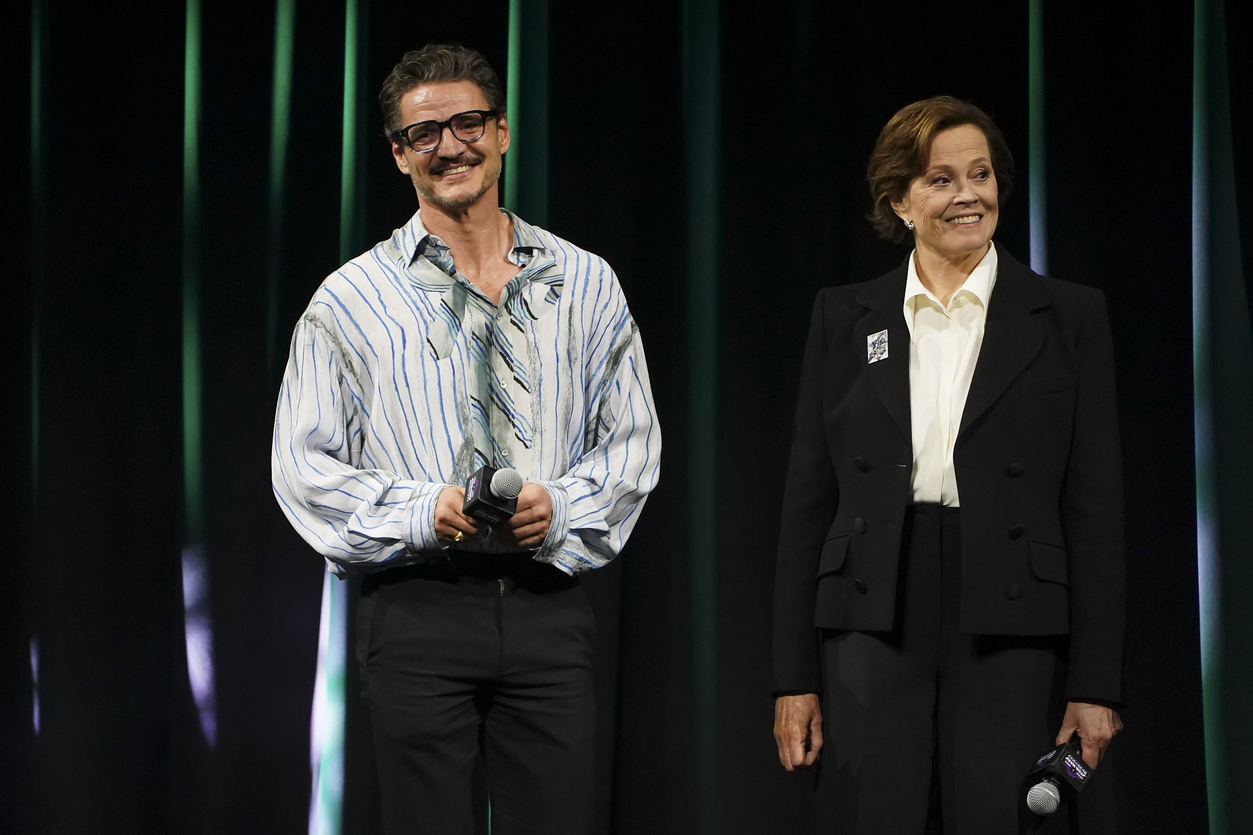 How Baby Yoda sold Sigourney Weaver on joining the 'Star Wars' universe