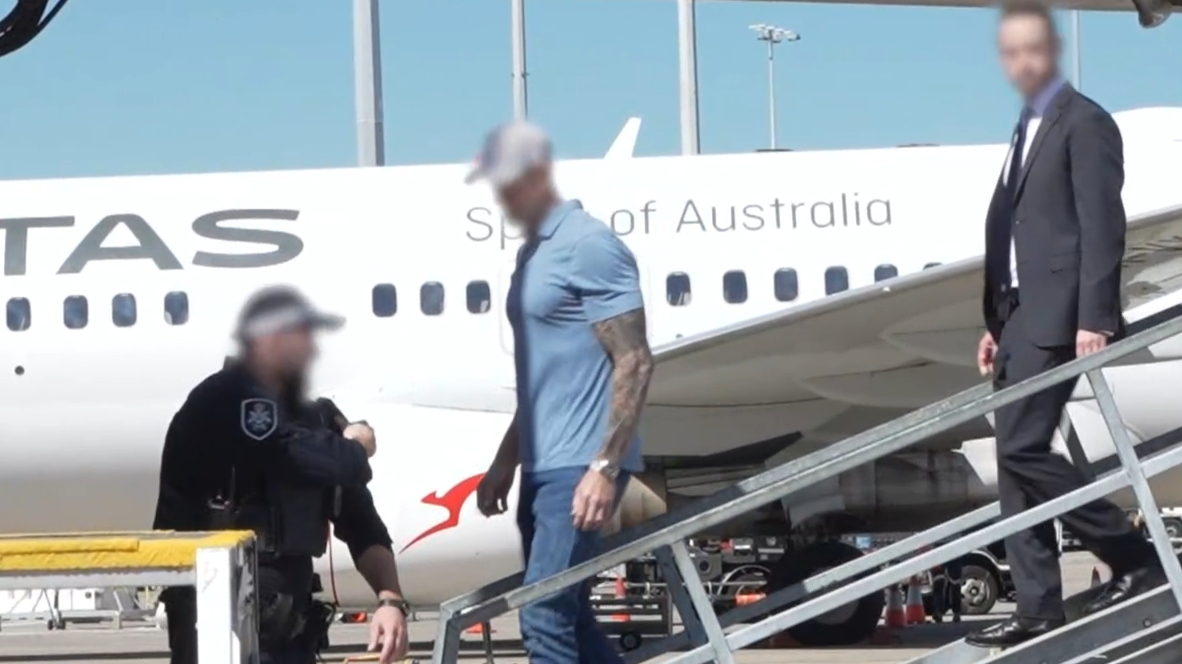 Ben Roberts-Smith arrested, expected to face murder charges