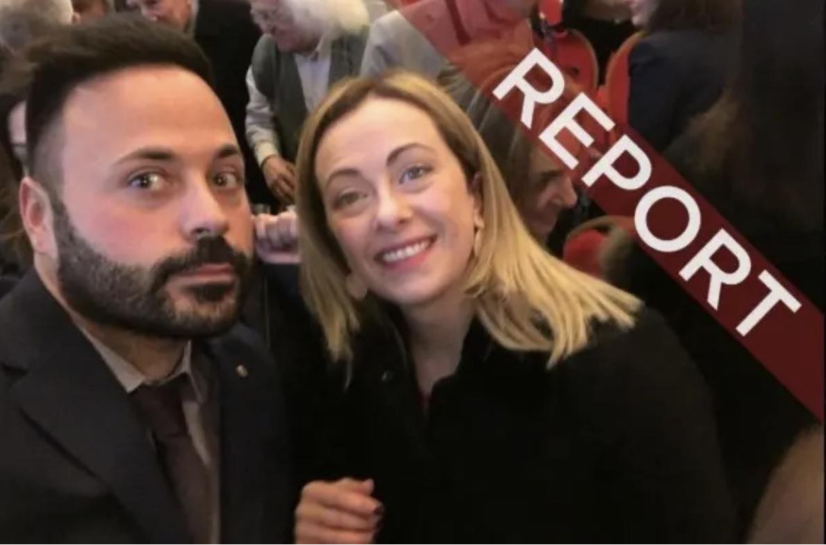 Report, "Selfie di Giorgia Meloni con un referente del clan Senese". La premier: "Solo fango contro di me"