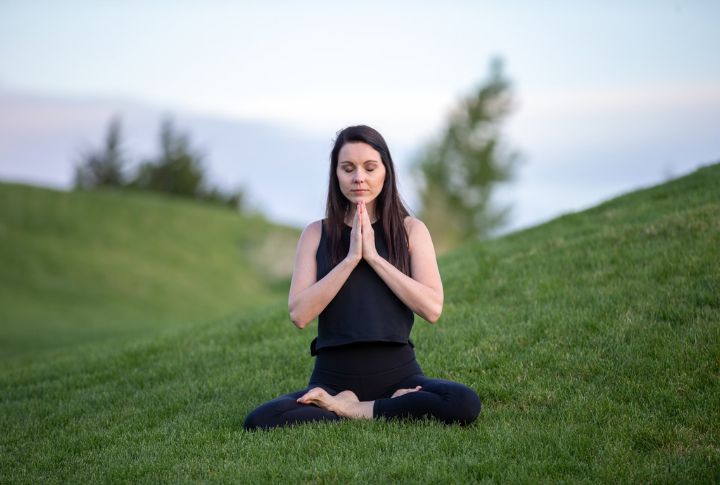 15 science-backed mindfulness strategies for a healthier mind<br>