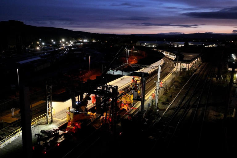 Watch work at Carnforth railway station to upgrade signal lamps