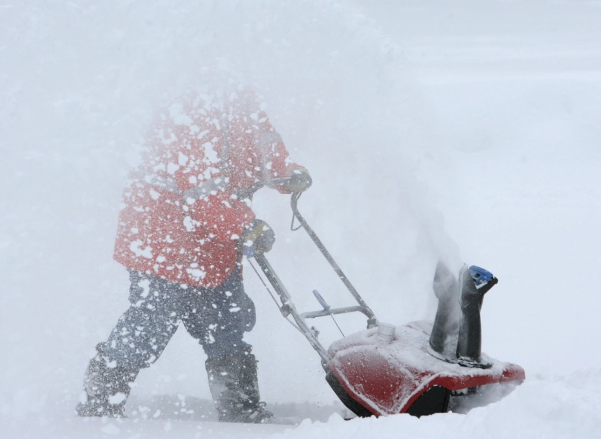 Alert: Late-season Alberta clipper results in snow warning