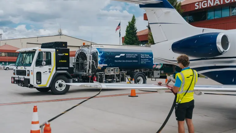 Los aeropuertos españoles, a salvo de los problemas de escasez de ...