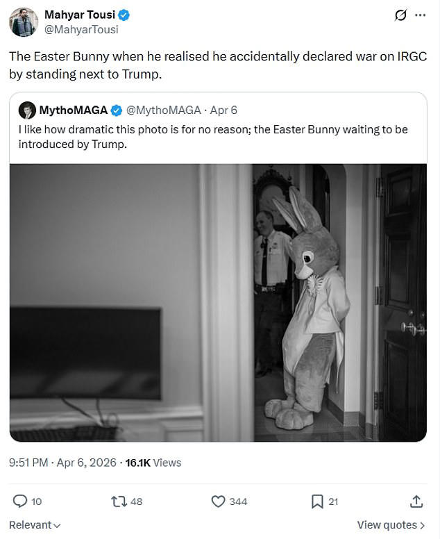 Internet reacts to Trump threatening to bomb Iran while standing beside ...