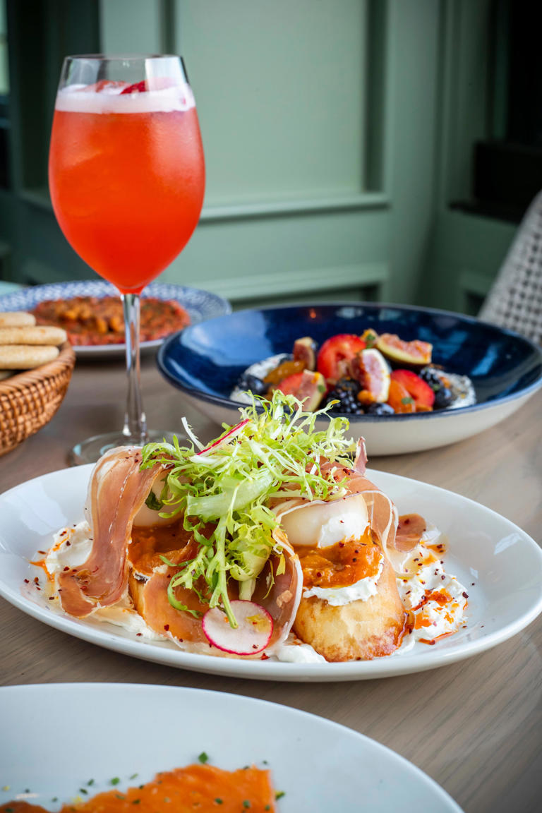 West Palm Beach Del Mar, 5 things to know on Mediterranean restaurant