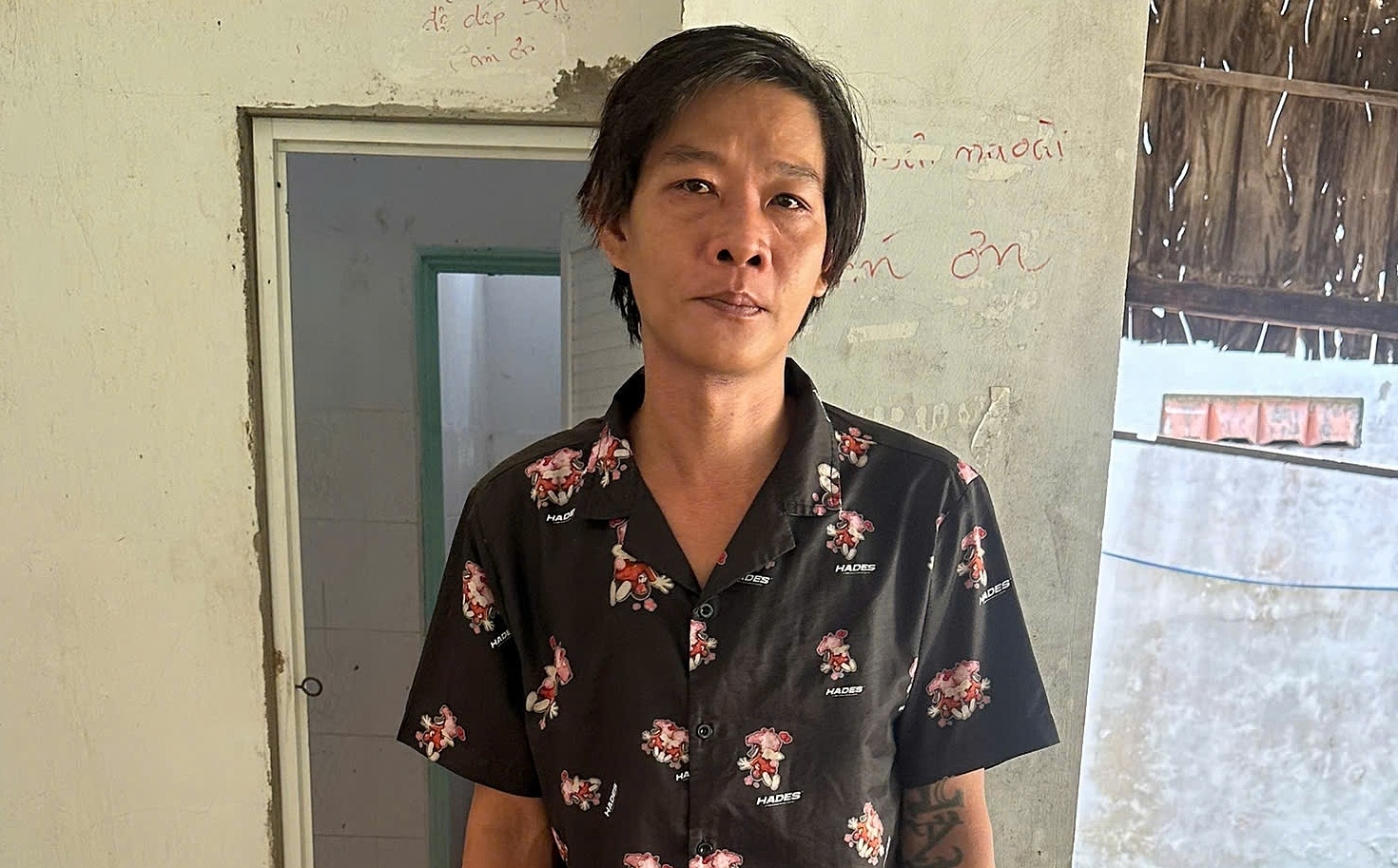 Hãm hại cháu gái của bạn sau cuộc nhậu