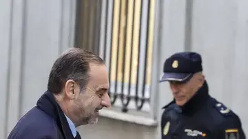 Juicio por el caso mascarillas a Ábalos, Koldo y Aldama en el Supremo ...