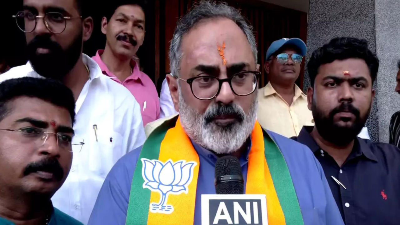 Sabarimala women entry row: BJP slams LDF, UDF's 'U-turn', but says ...