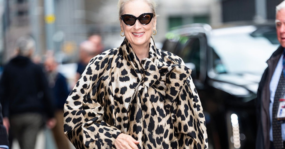 Meryl Streep's Chanel skirt suit leans heavily on art & fringe