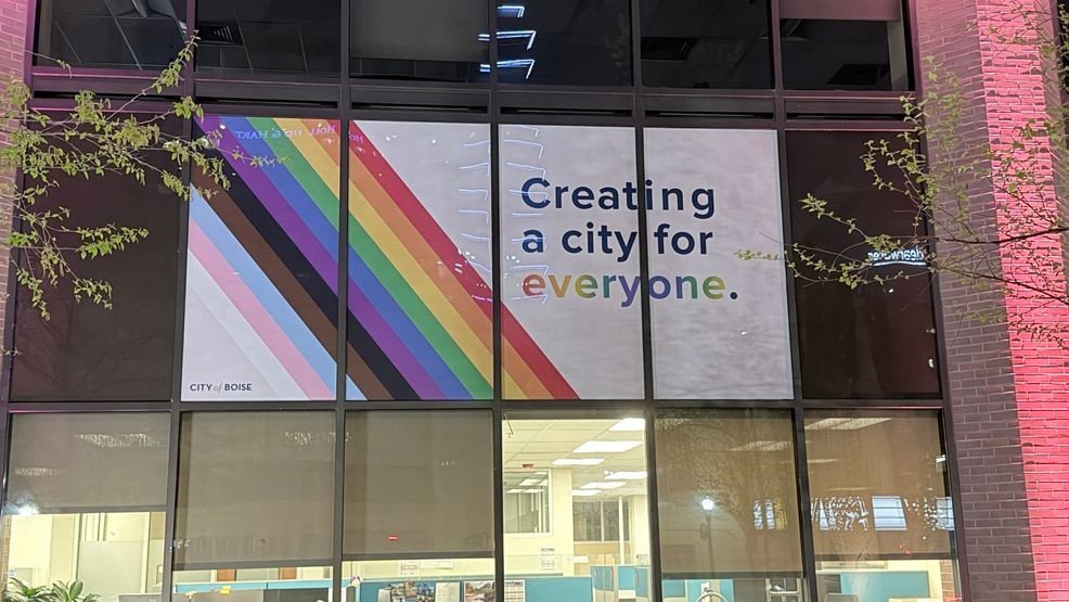 Boise replaces pride flag with signs and lights outside City Hall after ...
