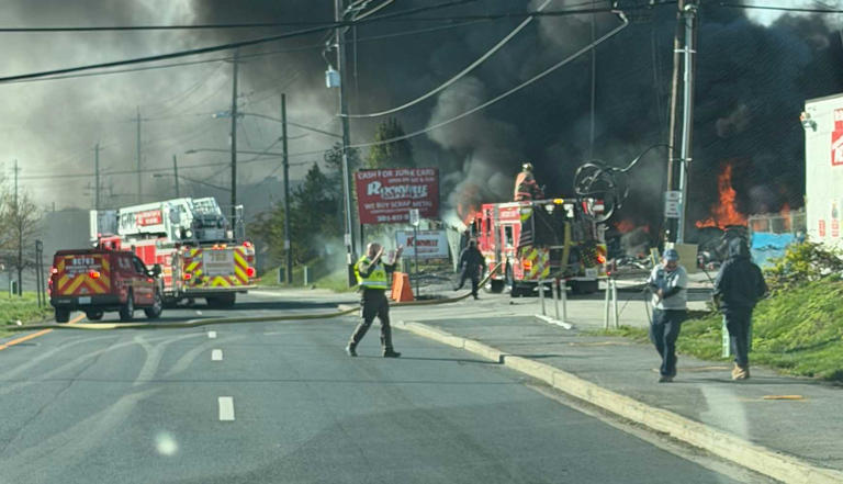 Towering flames, thick smoke shut down Maryland road during scrap yard ...