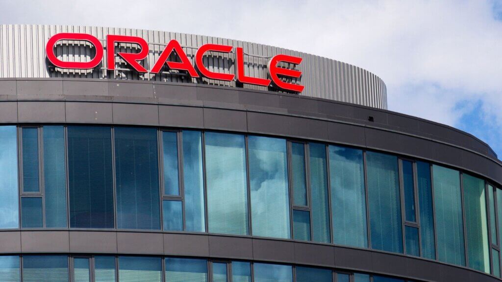 Oracle lays off 30,000 workers via email 'without prior notice' as ...
