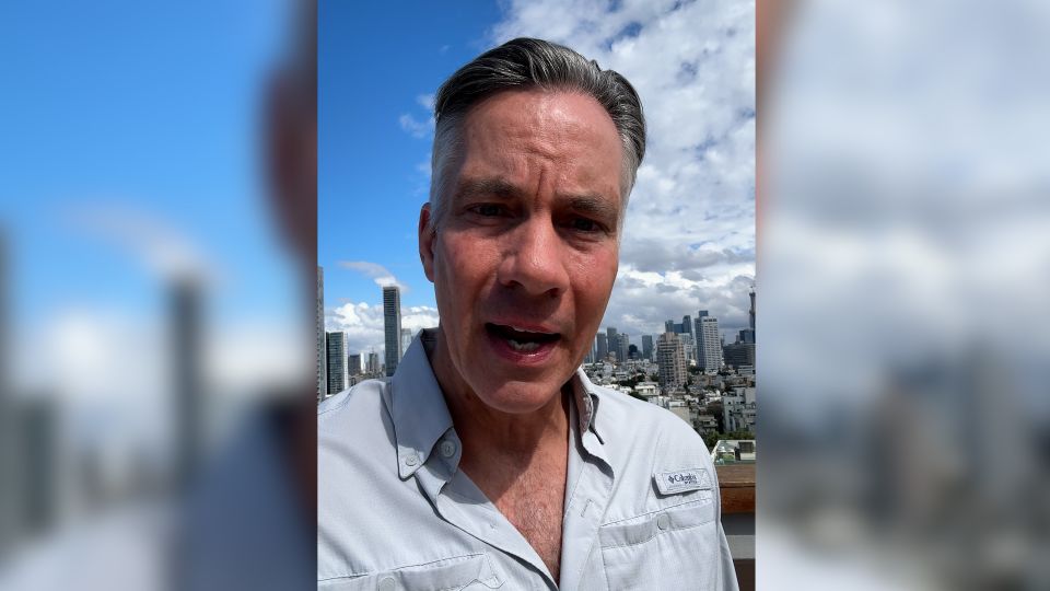 US strikes military targets on Iran’s Kharg Island<br><br>