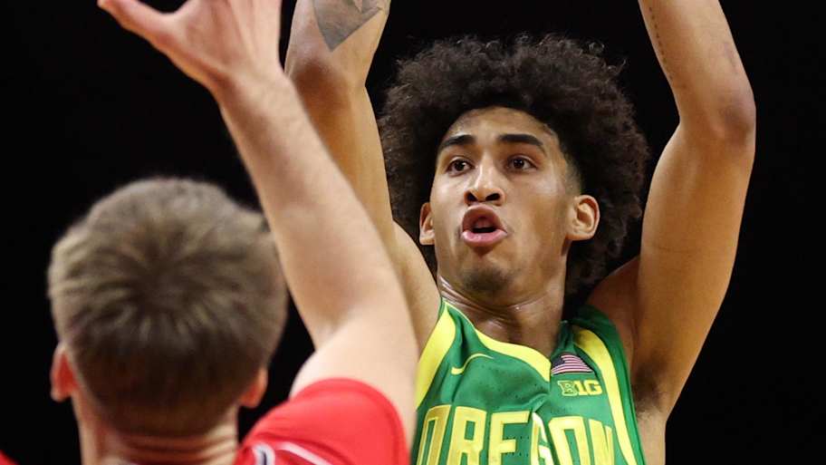 Oregon Ducks basketball programs hit before transfer portal opens