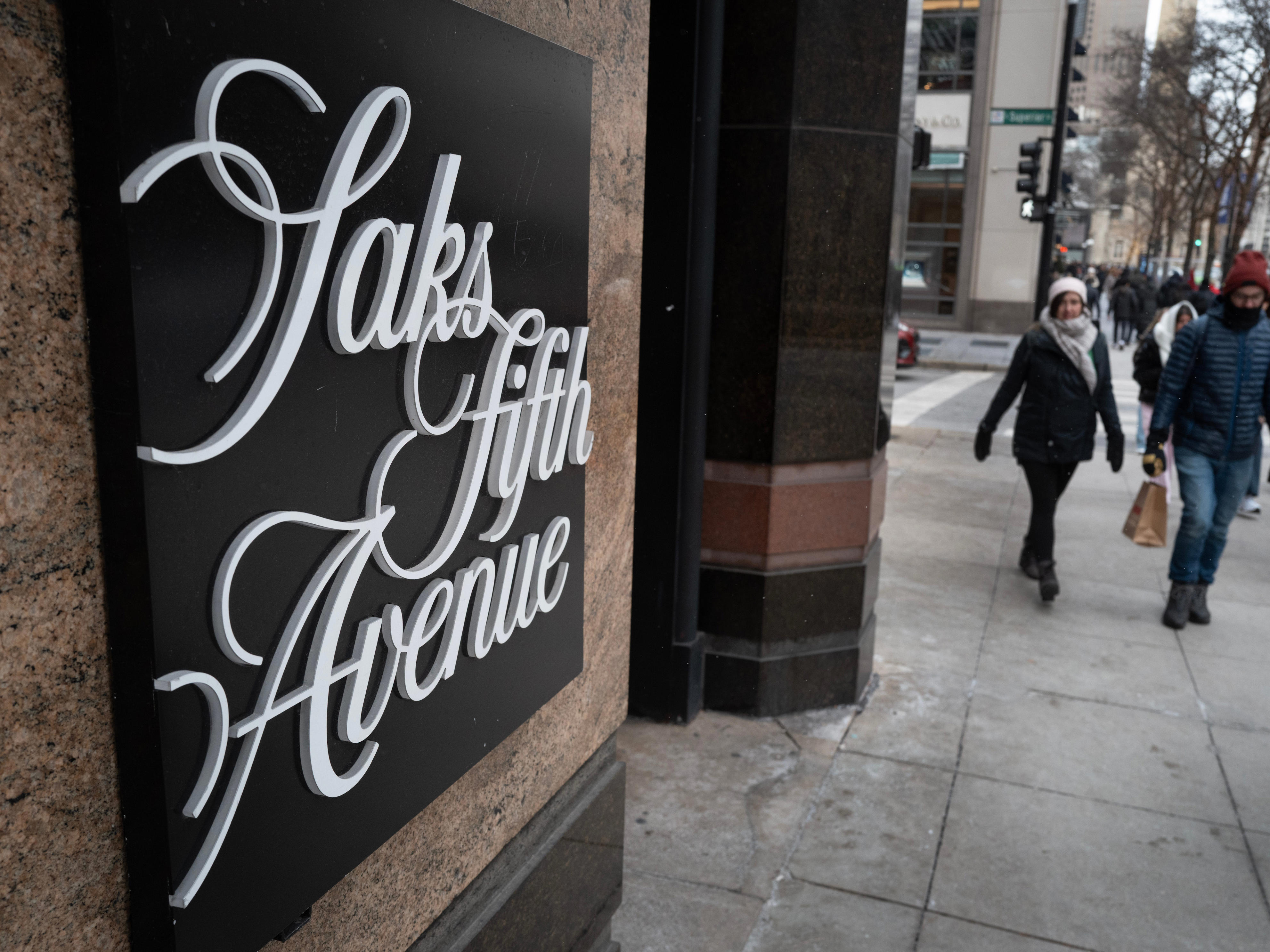 Bankrupt luxury retailer Saks plans to ditch its corporate jet