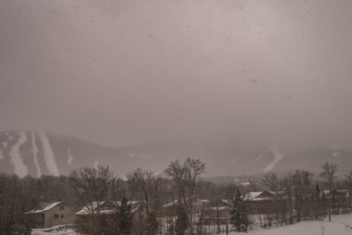 Jay Peak eclipses 400 inches of snow: Here are 10 western ski resorts ...