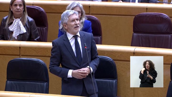 Marlaska defiende la regularización y el PP avisa de un "coladero para ...