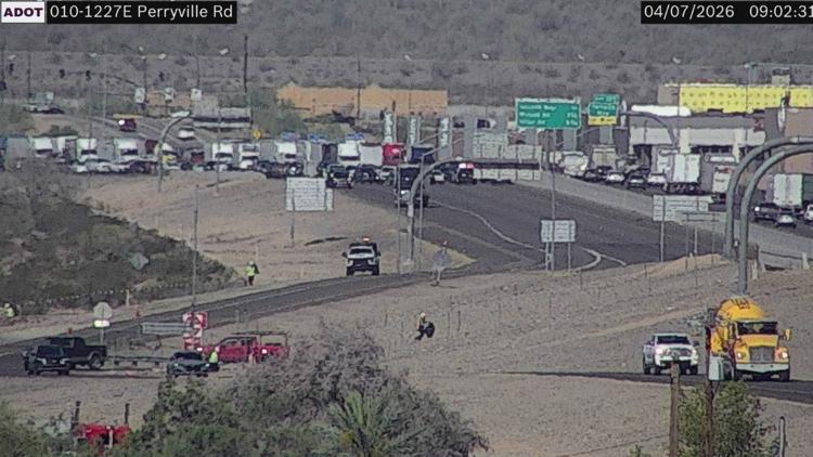 Man dies after I-10 crash in West Valley