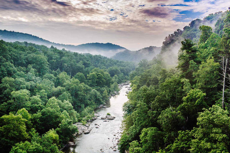 This 45-mile water trail in Virginia has scenic Blue Ridge Mountain ...