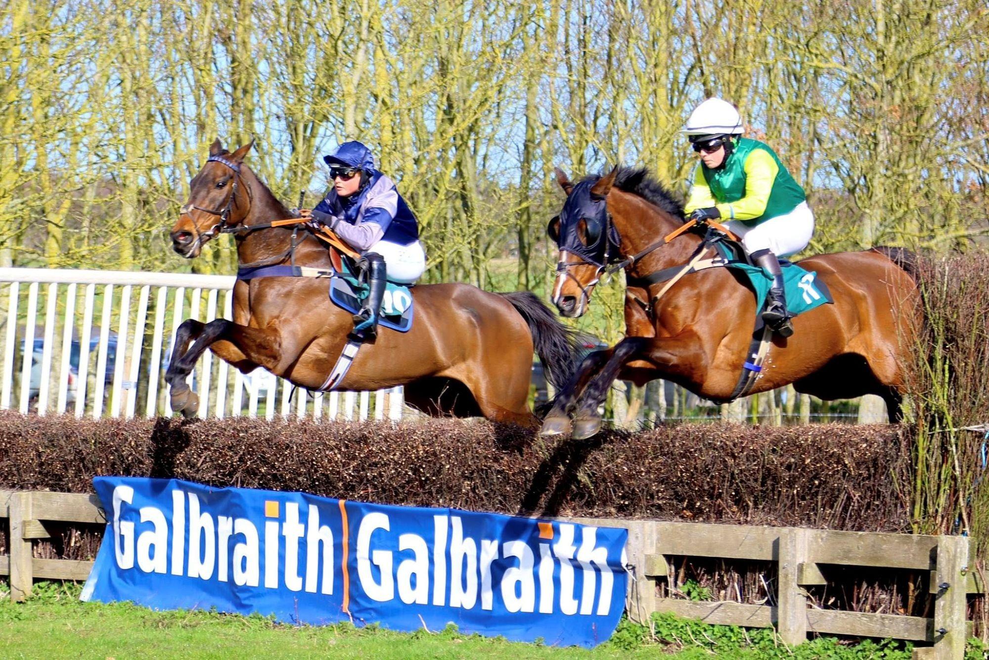 Large crowd enjoys the Morpeth Point-to-Point Races at Tranwell