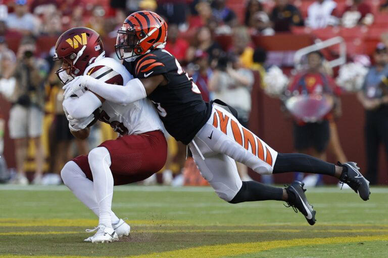 Former Commanders receiver announces immediate retirement from NFL at 26