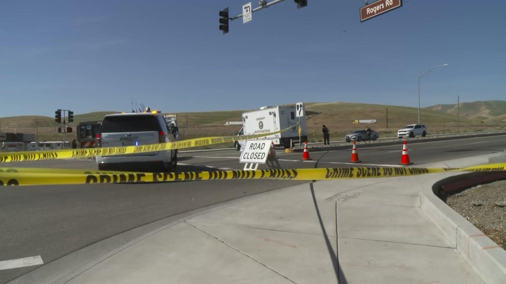 In California traffic stop, ICE agents shoot suspect wanted in El Salvador, officials say<br><br>