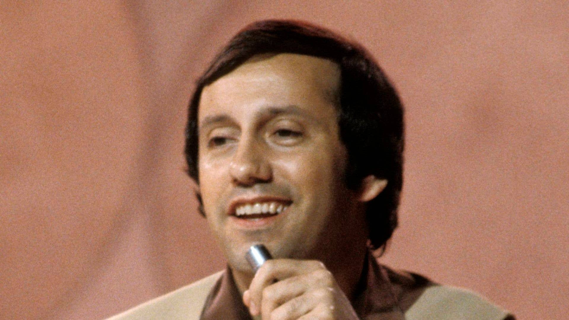 Country legend Ray Stevens suffers broken neck in horrible fall days ...