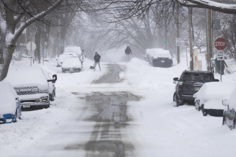Harsh weather warning announced for 22 states as spring takes a turn