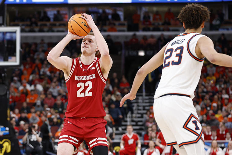 Wisconsin basketball's projected starting lineup after four departures
