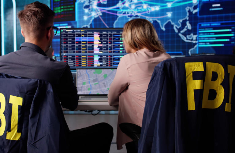FBI arrests CIA contractor for allegedly leaking secret defense, Middle ...