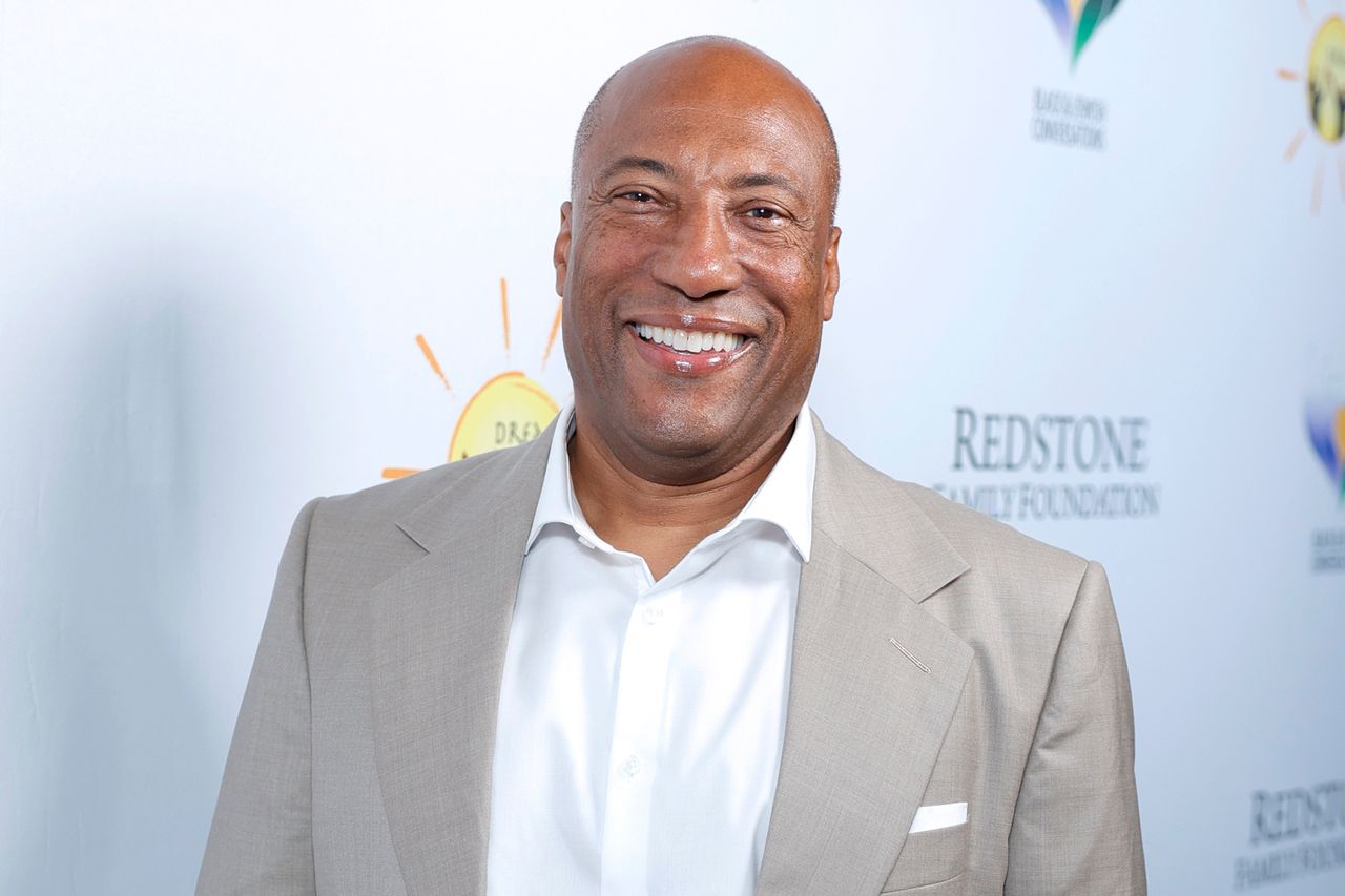 Who is replacing Stephen Colbert's “Late Night” slot on CBS? All about ...