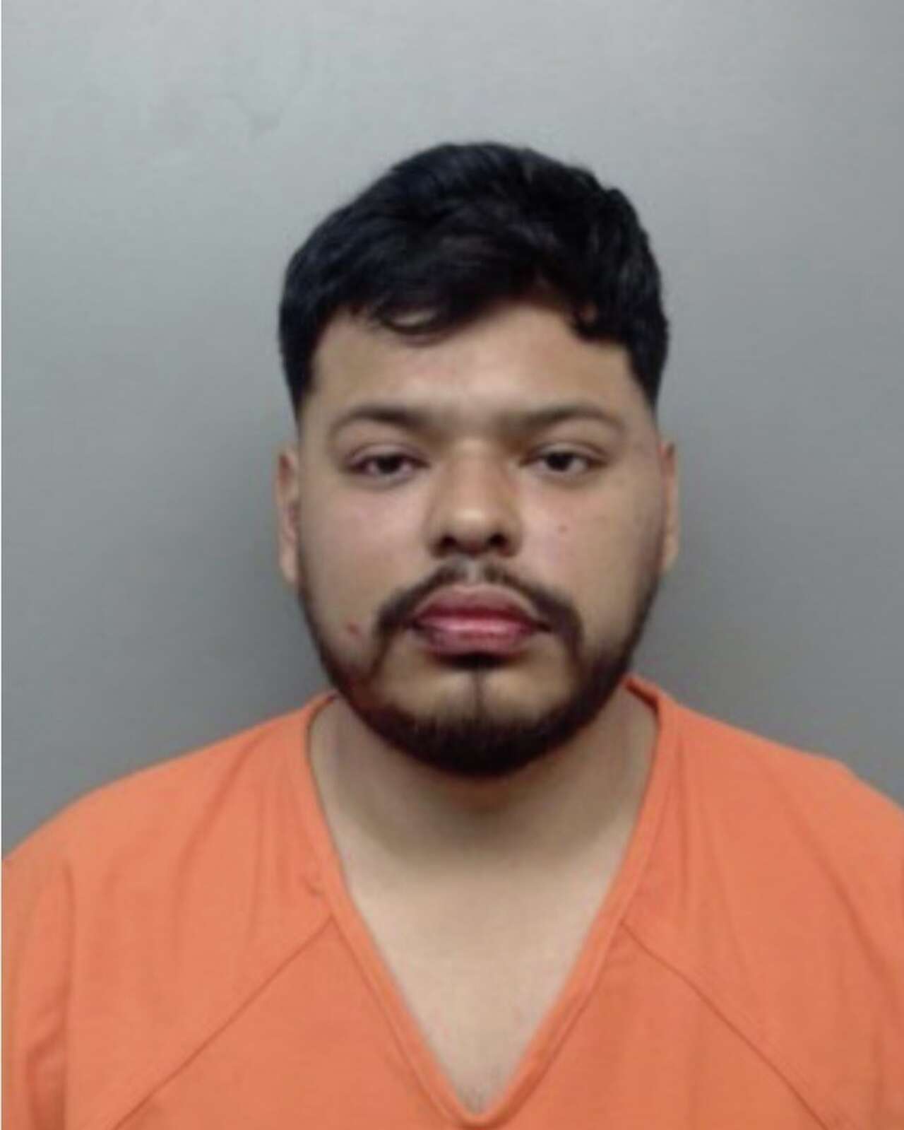 Driver charged with evading arrest, DWI after crash-related fight
