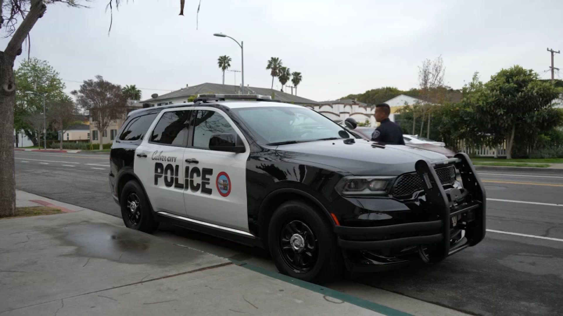 Police looking for possible armed suspect near Westfield Culver City mall