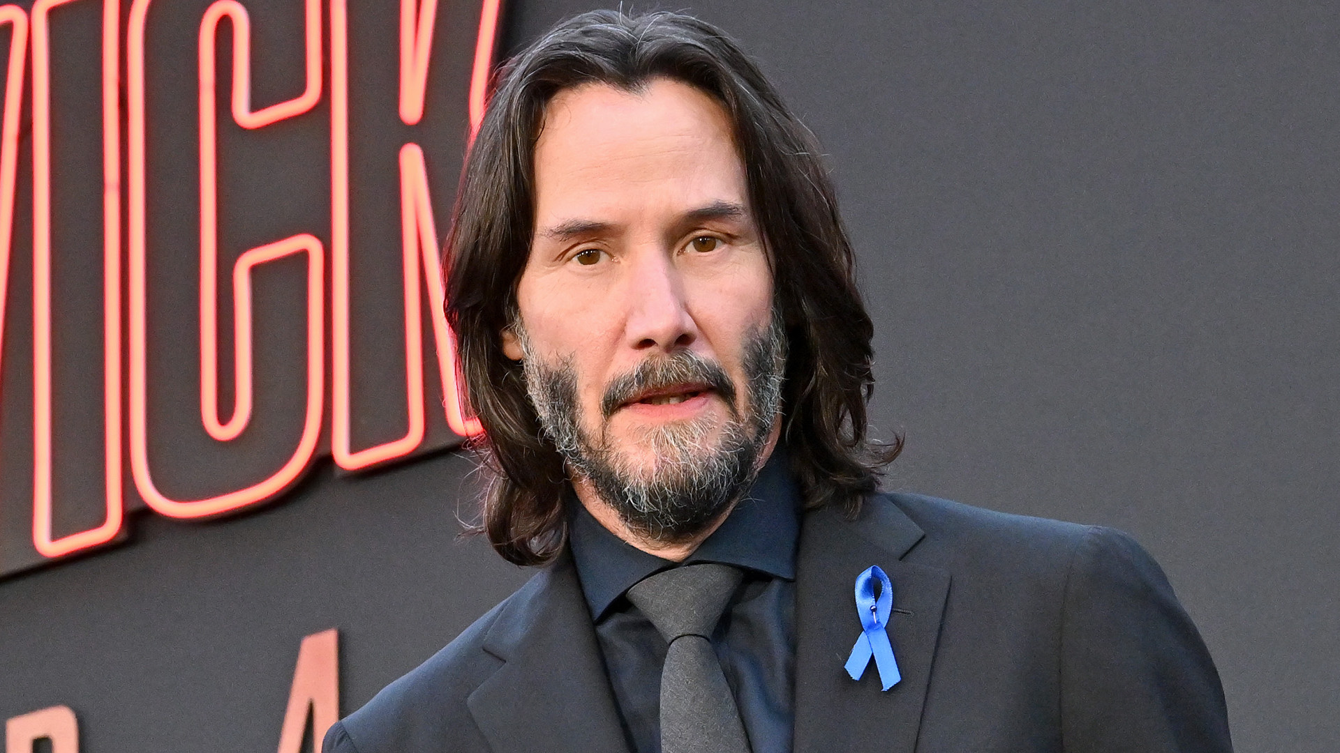 Keanu Reeves on playing an 'unraveling' celebrity in 'The Outcome'