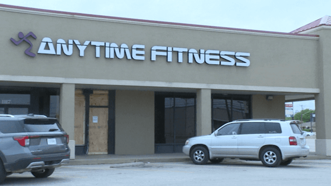 Fitness studios in Abilene hit by cars; HOTWORX and Anytime Fitness reopen