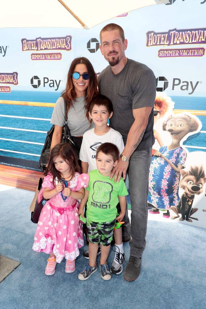Meet Steve Howey's famous actress ex-wife Sarah Shahi