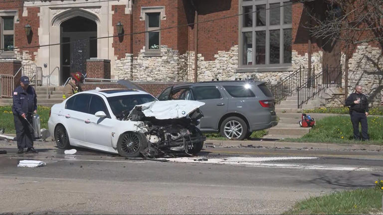 Update: 2 taken to hospital in multi-vehicle crash
