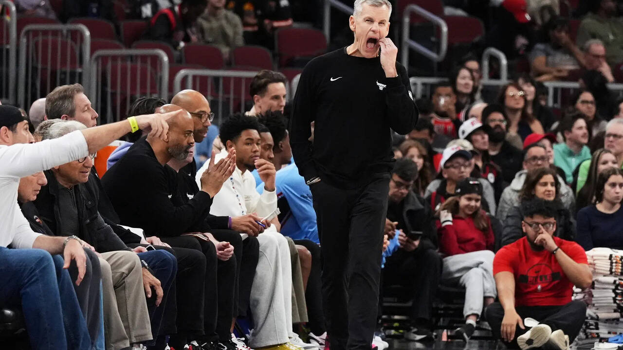 Bulls CEO Michael Reinsdorf expresses support for coach Billy Donovan's ...