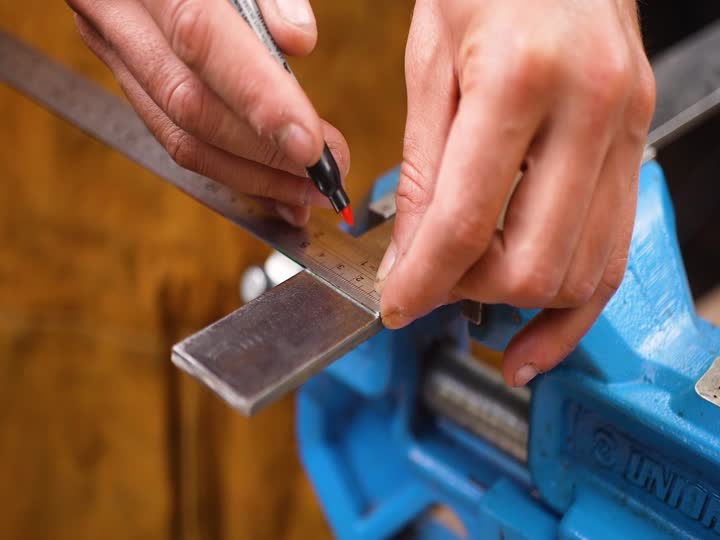 Forjar creatividad con herramientas de precisión