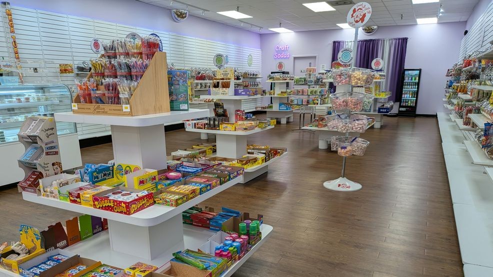 Sugar Rush Candy Shop to close at River Ridge Mall