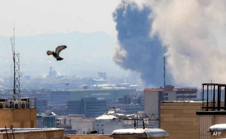 US-Israel-Iran war live: US, Iran agree to two-week ceasefire, Strait ...