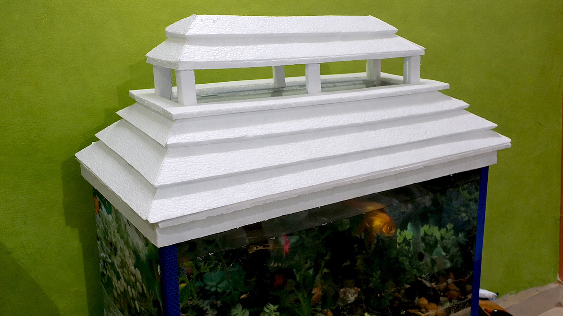 Easy homemade aquarium top cover