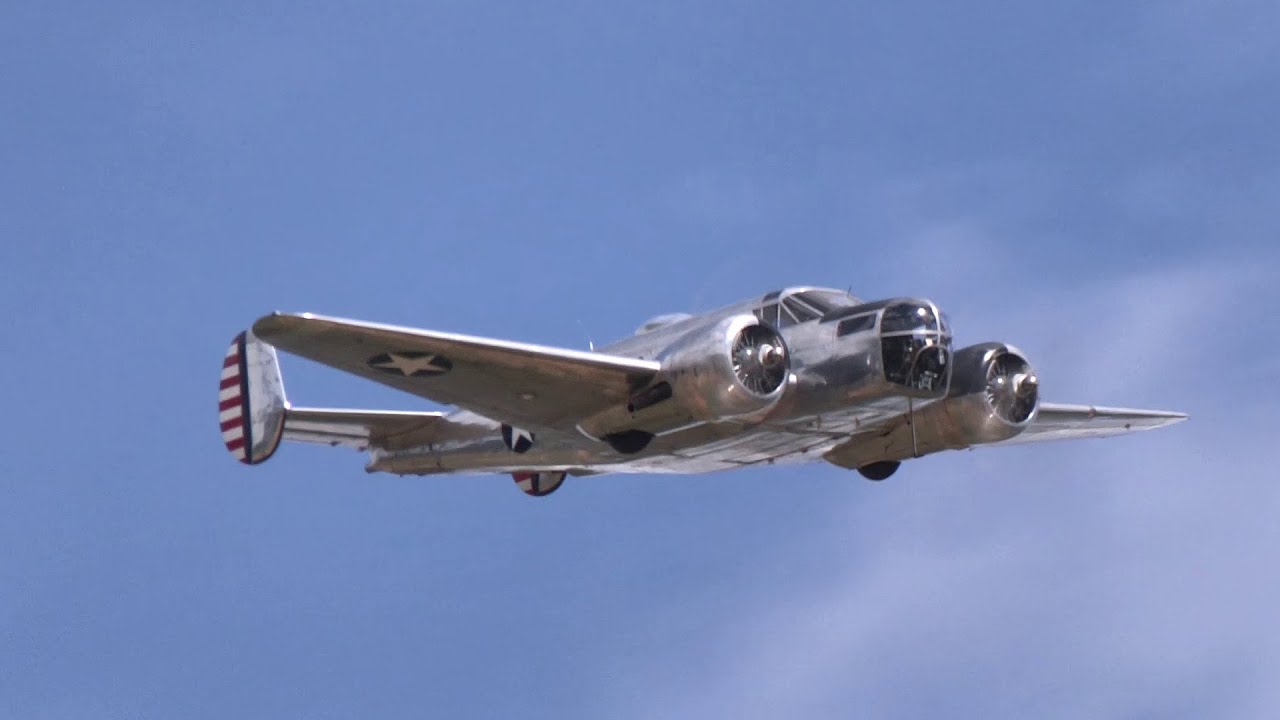 Watch this Beech AT-11 Kansan fly again - 
