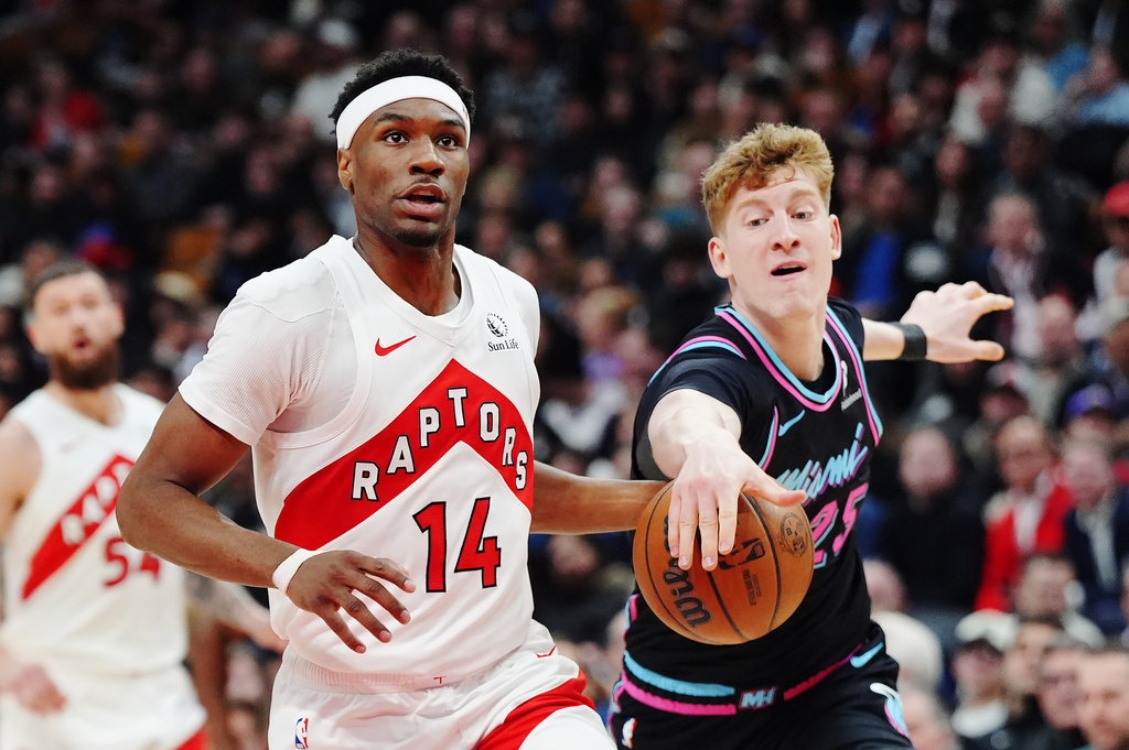 Raptors roll past Heat 121-95, an outcome that locks Miami into the ...