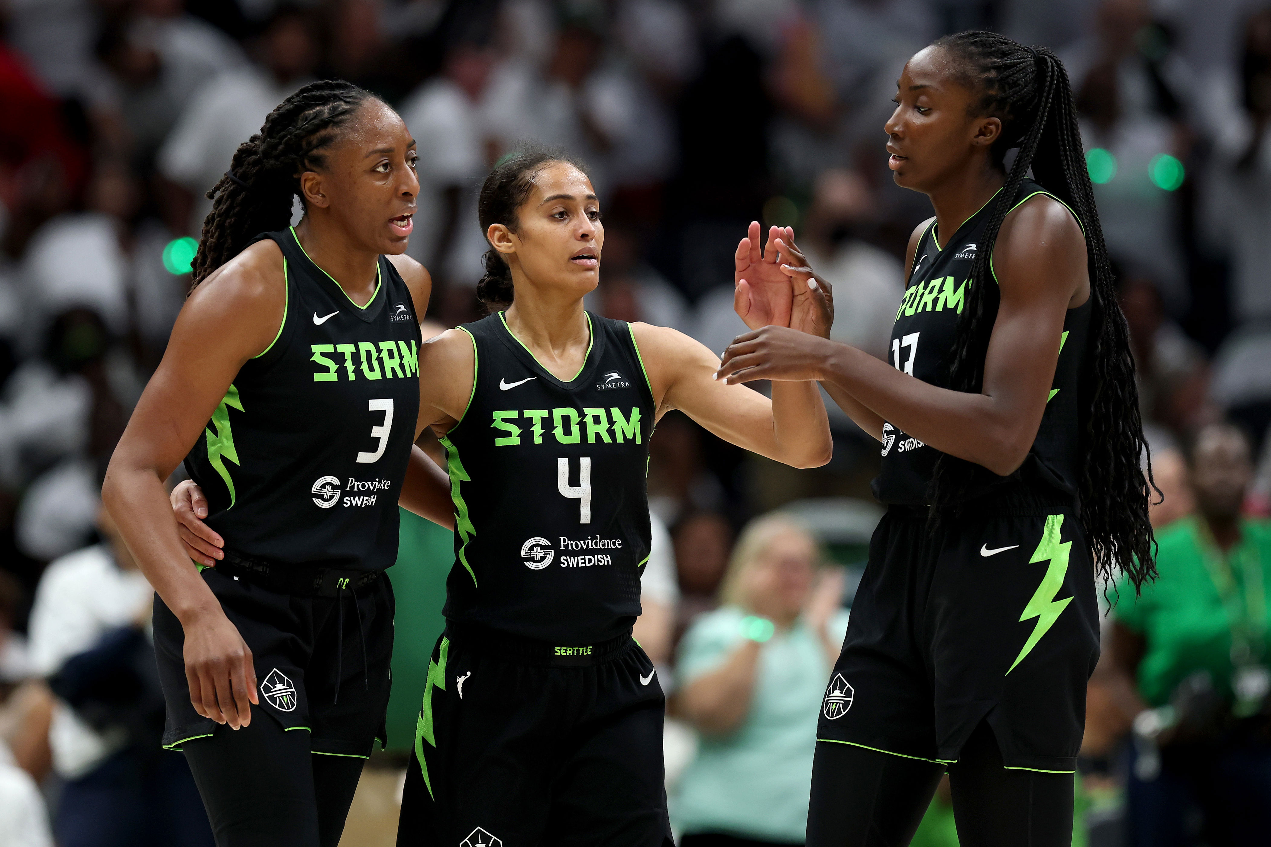 Storm 'highly likely' to lose Skylar Diggins, Nneka Ogwumike in free ...