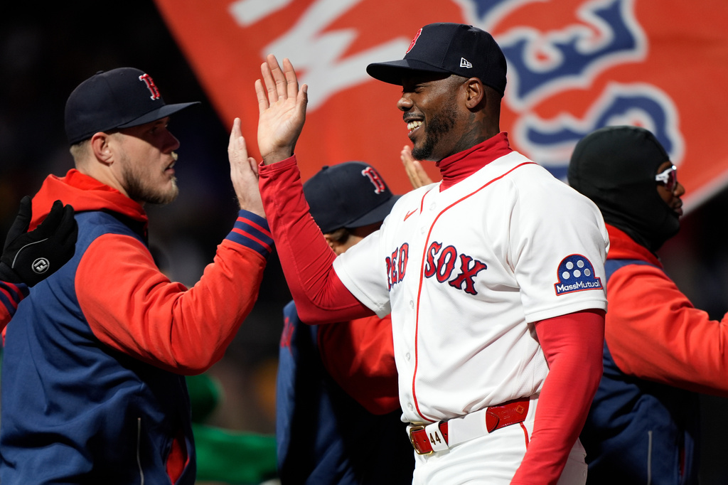 Trevor Story's 2 RBI double lifts Red Sox over Brewers 3-2 and ends 3 ...