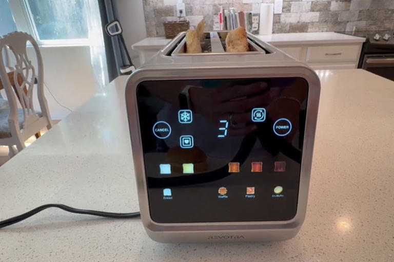 7 smart home devices that are worth it (and 7 that are not)